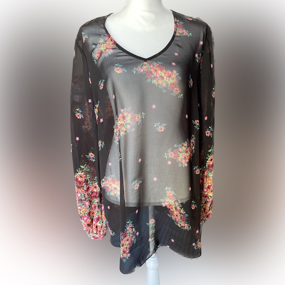 Cabi #3594 Blooming Blouse Size XL